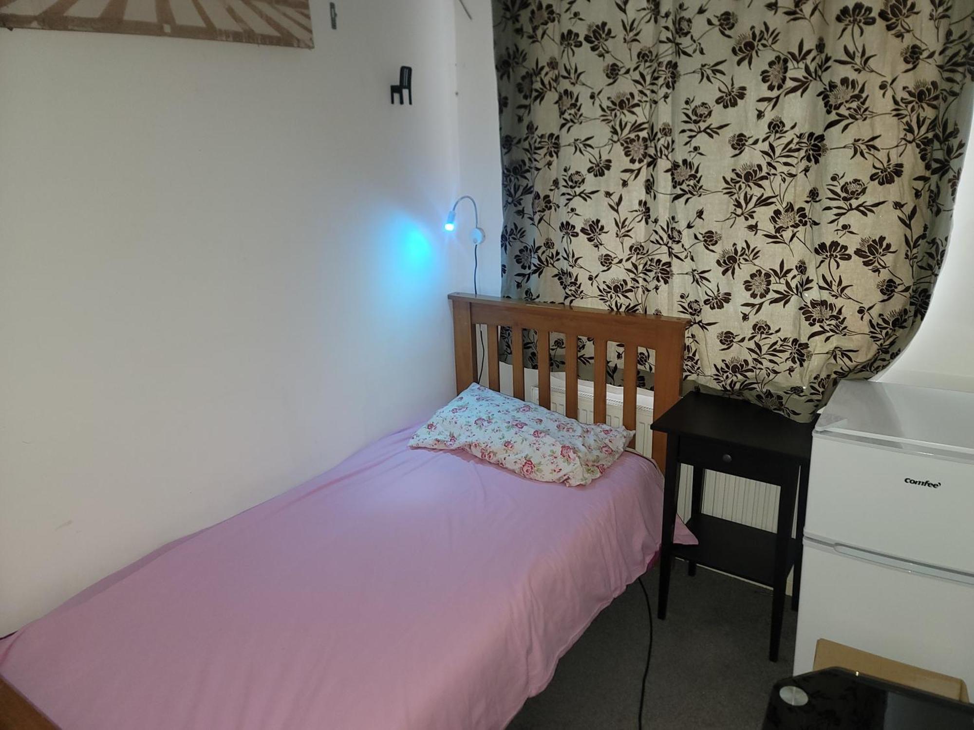 Kosy Roomz Welling Rum bild